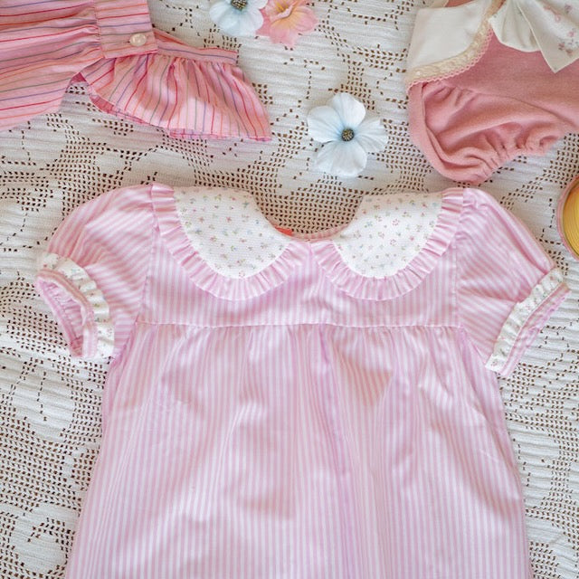 Camisa risquinhas e flores