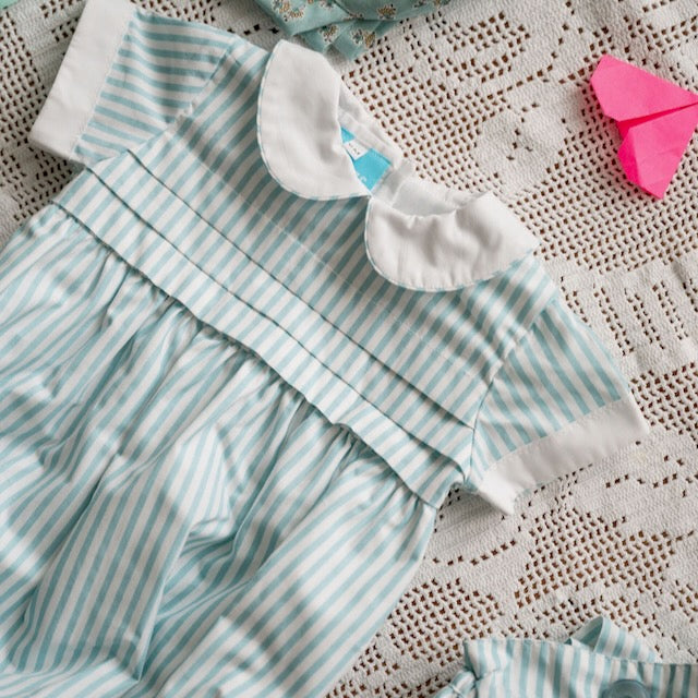 Cute aqua stripes