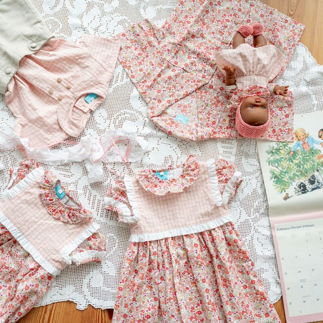 Cute flowers and little squares