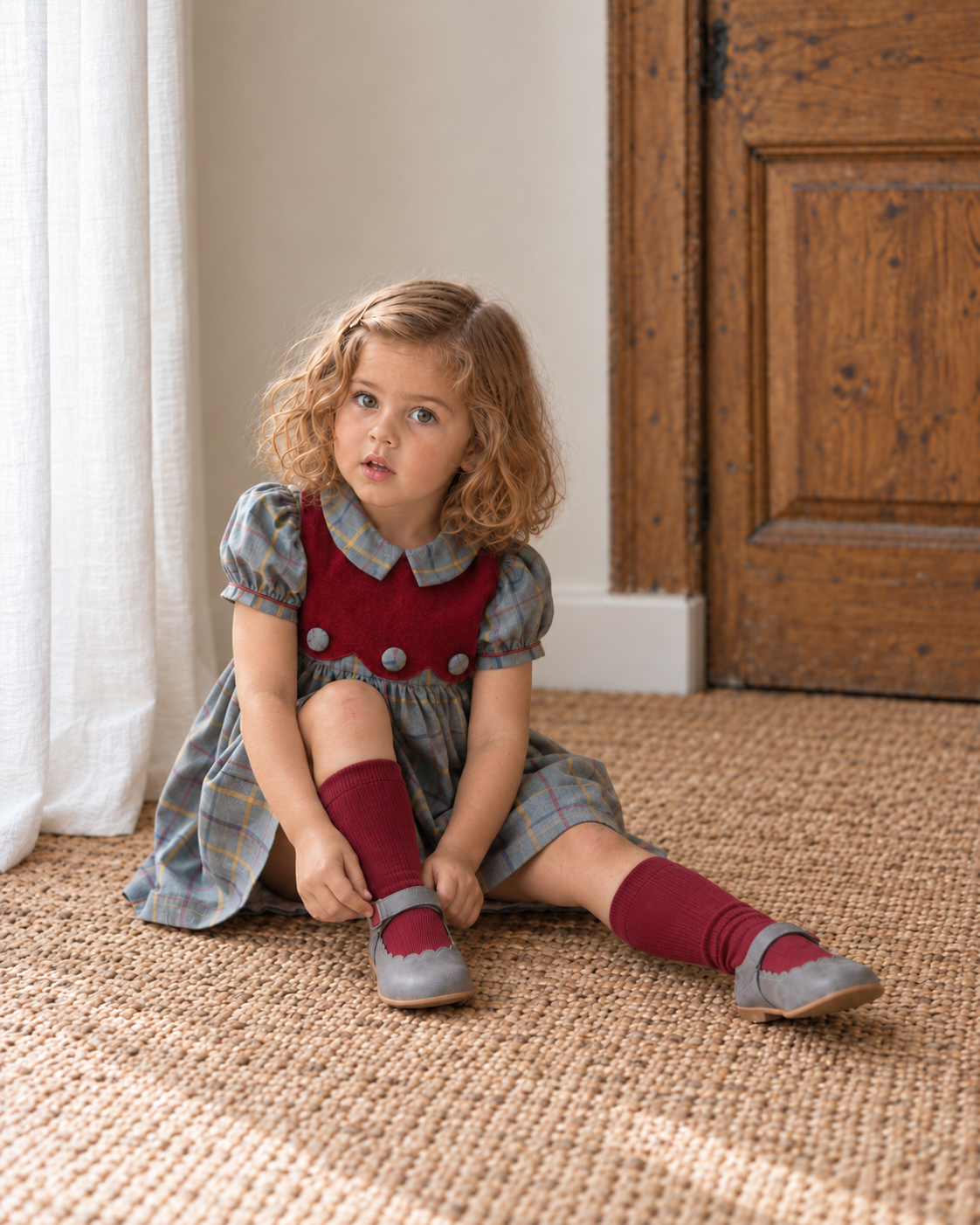 Vestido xadrez com corpo bordeaux