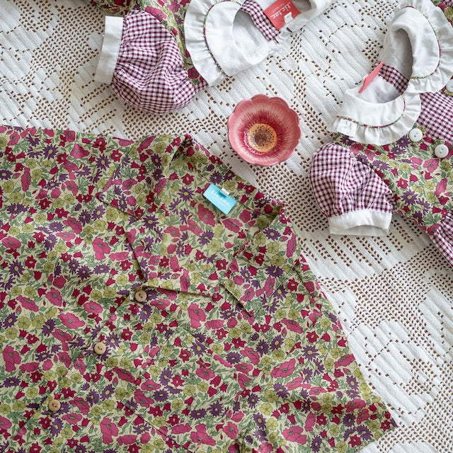 Camisa flores bordeaux