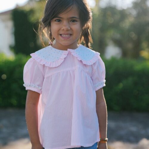 Camisa risquinhas e flores